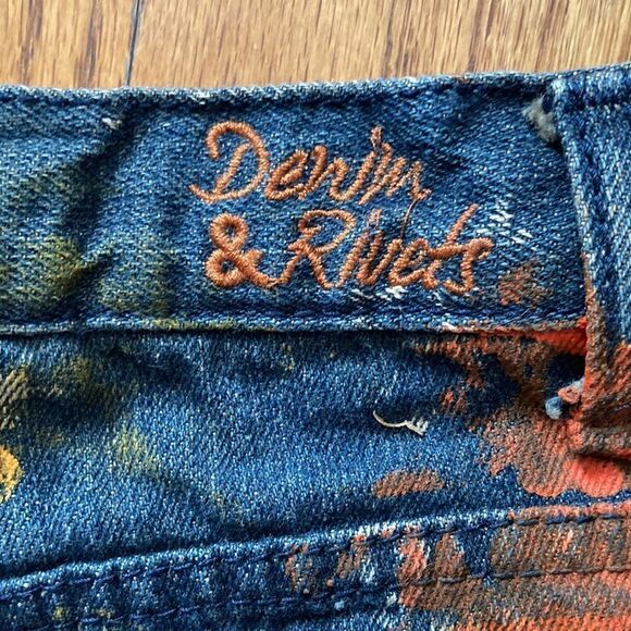 New Denim & Rivets Brush Painted Distressed Boys Jeans Size 4T - Picture 3 of 10